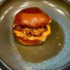 Brioche de bacon ibérico con alioli casero Brioche de bacon ibérico con alioli casero